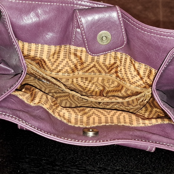 Plum Axcess purse - Picture 2 of 2